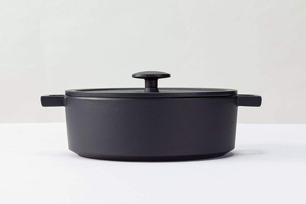 Iwachu large casserole Kitchenware