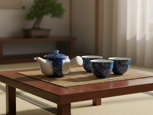 Akikusa Arita tea set
