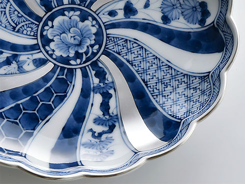 Gin Aya plates gift set