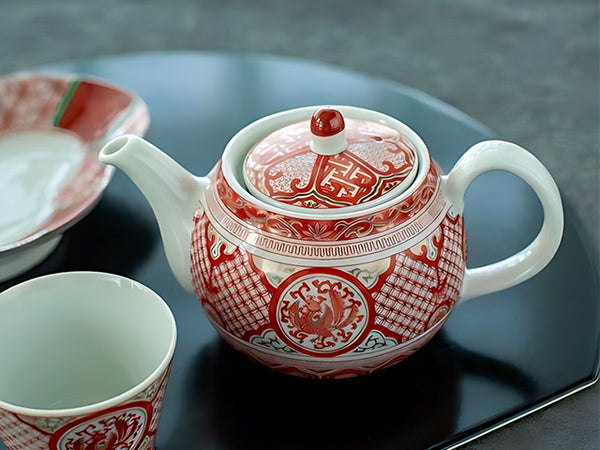 Akae Kinsai teapot