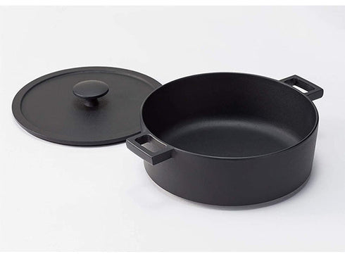 Iwachu large casserole Kitchenware
