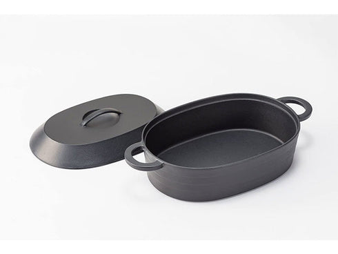 Iwachu Oval dutch oven Kitchenware